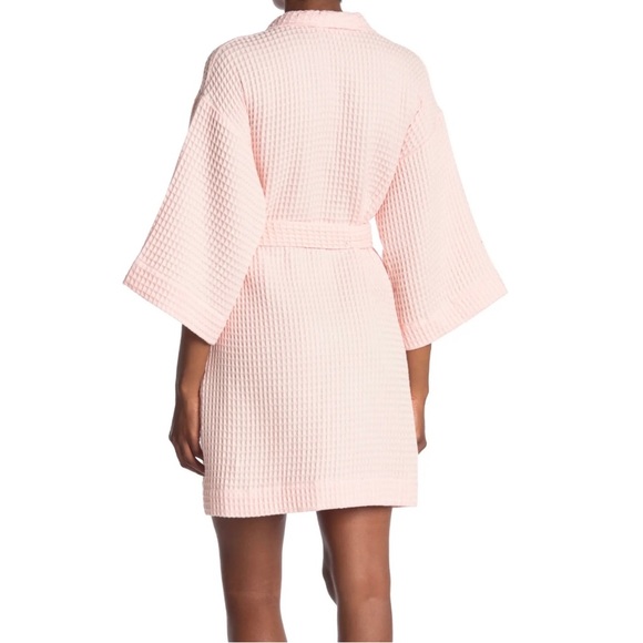 🔥NEW🔥 Pink Nordstrom Rack Waffle Weave Robe SIZE SMALL - Picture 3 of 6
